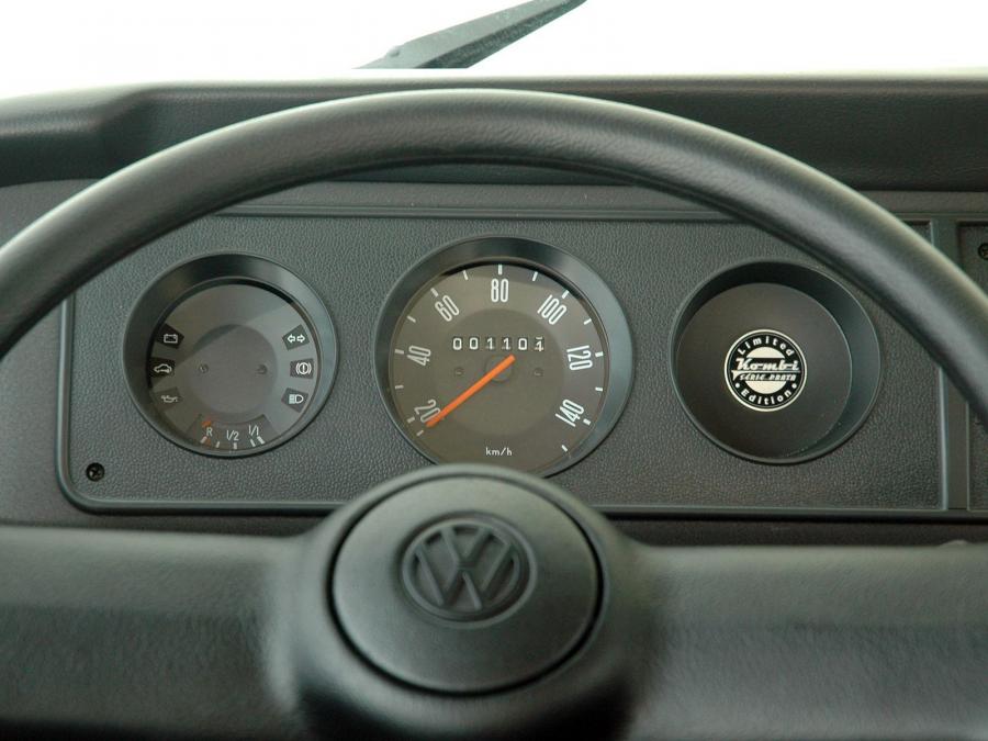  Volkswagen Kombi Serie Prata 2005 года  (фото 2 из 4)
